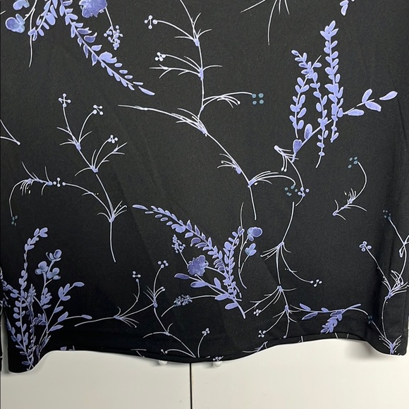 Notations Black Blouse with Lavender Floral Pattern - Picture 5 of 7